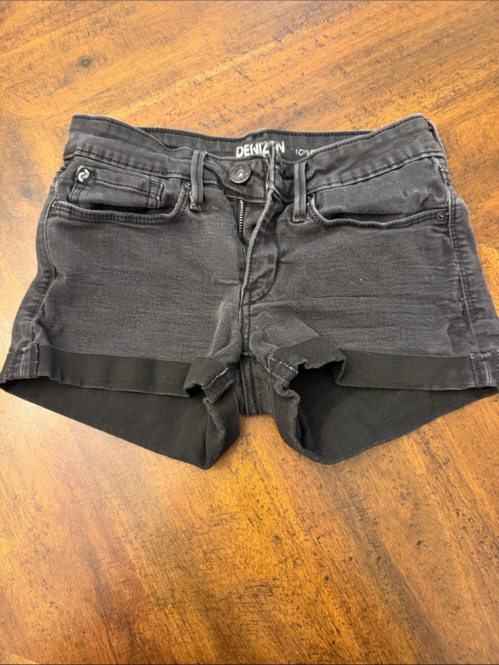 Denizen from Levi's Women's Black Cuffed Denim Shorts